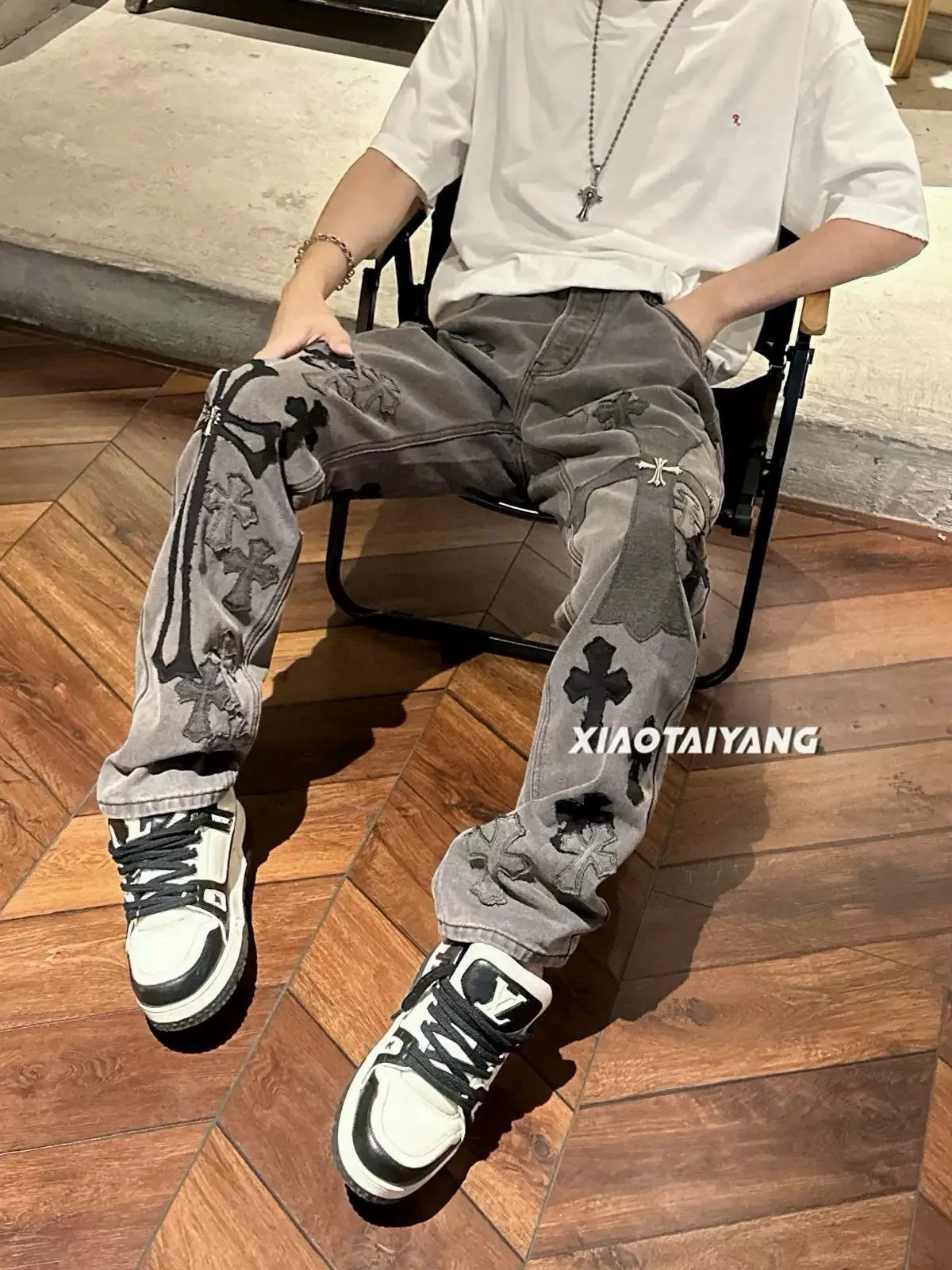 P310 washed gray model number: D347 Chrome hearts M (about 120 pounds) L (about 140 pounds) XL (about 165 pounds) XXL (about 185 pounds)